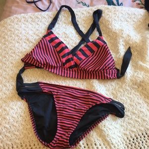 Cute stripped bikini swim suit